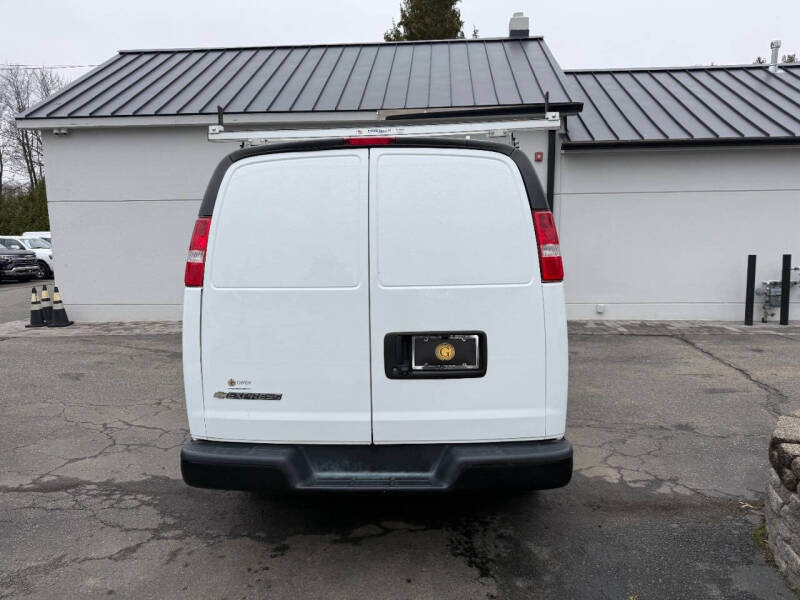 2020 Chevrolet Express 2500