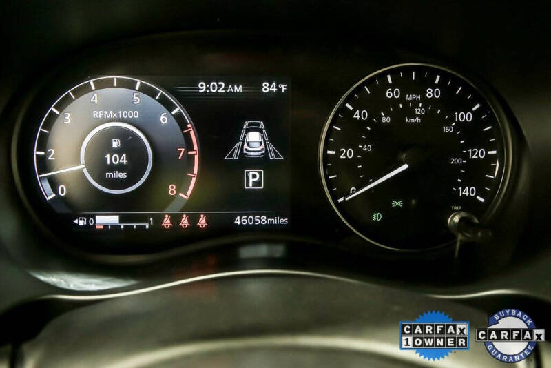 2022 Nissan Kicks SR