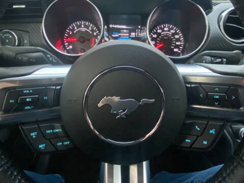 2021 Ford Mustang EcoBoost