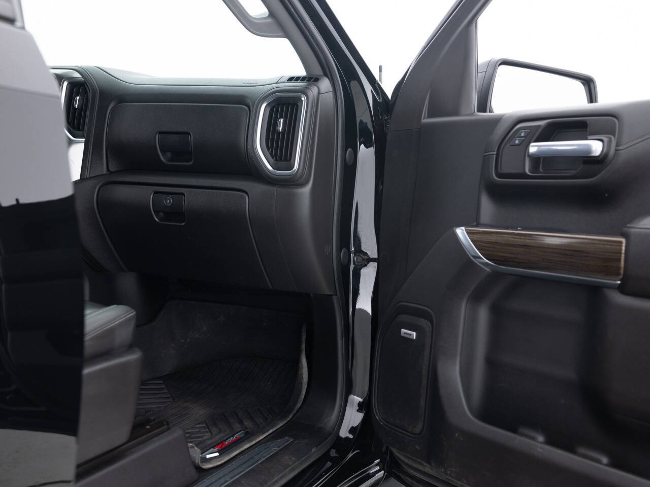 Used Car 2021 Chevrolet Silverado 1500  Rst 4x4 4dr Crew Cab 5.8 Ft. Sb For Sale Under $40,000 In Coal City, Illinois