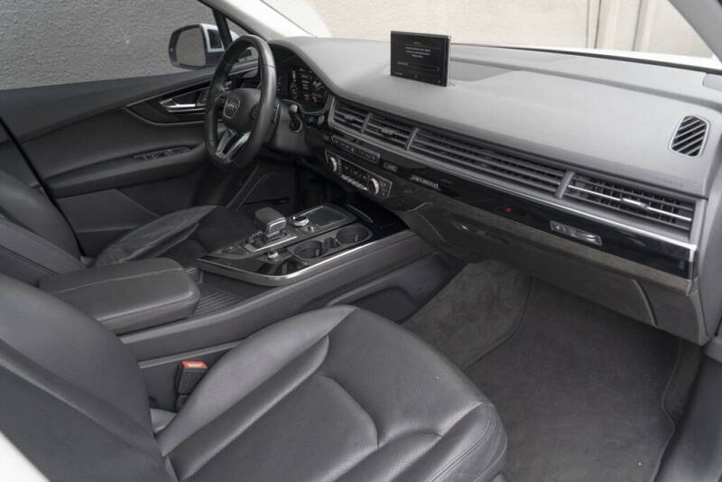 2017 Audi Q7 3.0T quattro Premium Plus