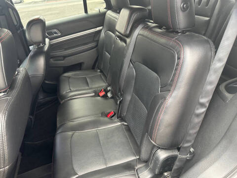 2017 Ford Explorer Sport