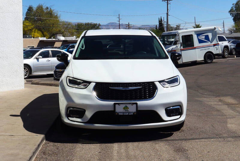 2024 Chrysler Pacifica Touring L