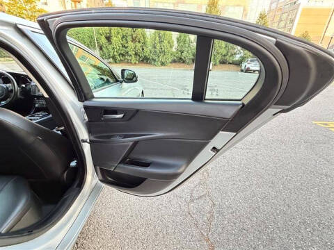 2017 Jaguar XE 20d