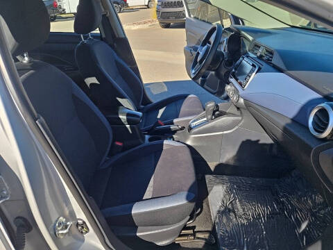 2023 Nissan Versa SV