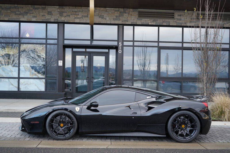 2016 Ferrari 488 GTB