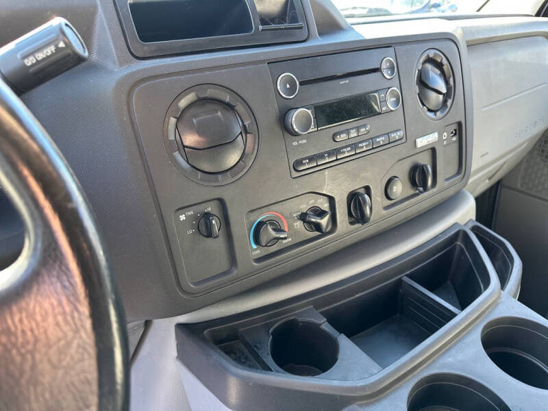 2014 Ford E-Series E-150