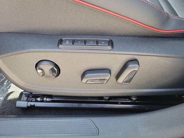 2026 Volkswagen Golf GTI SE