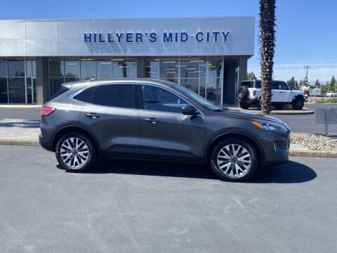 2020 Ford Escape Titanium