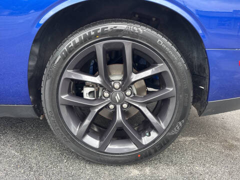 2021 Dodge Challenger SXT