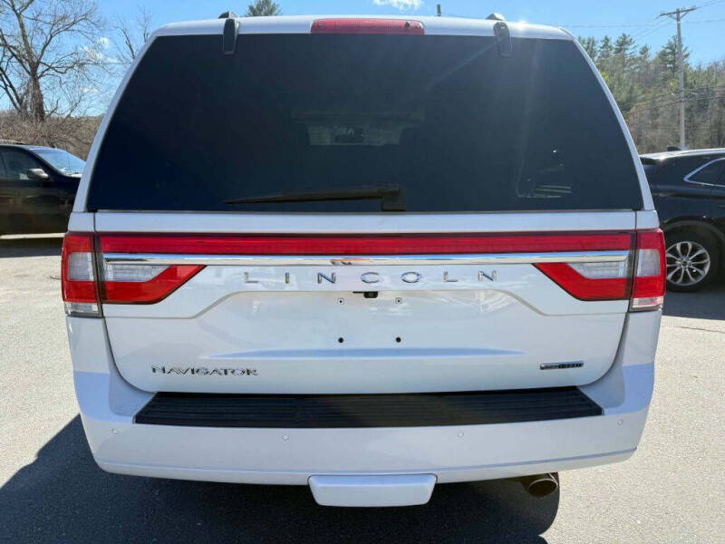 2016 Lincoln Navigator Select