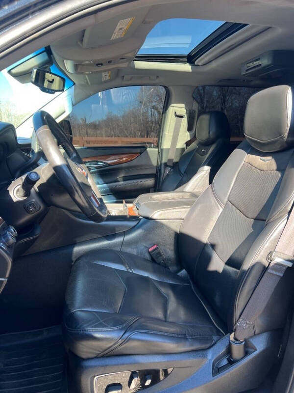 2016 Cadillac Escalade ESV Luxury Collection