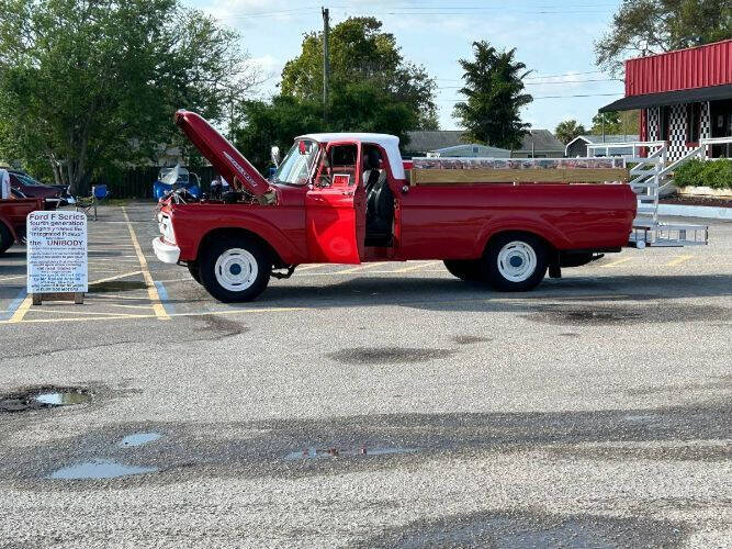 1961 Ford F-250