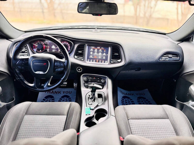 2018 Dodge Challenger SXT