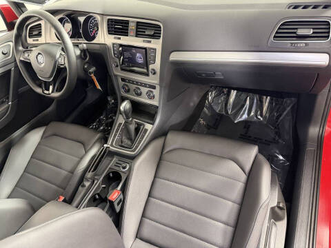 2015 Volkswagen Golf