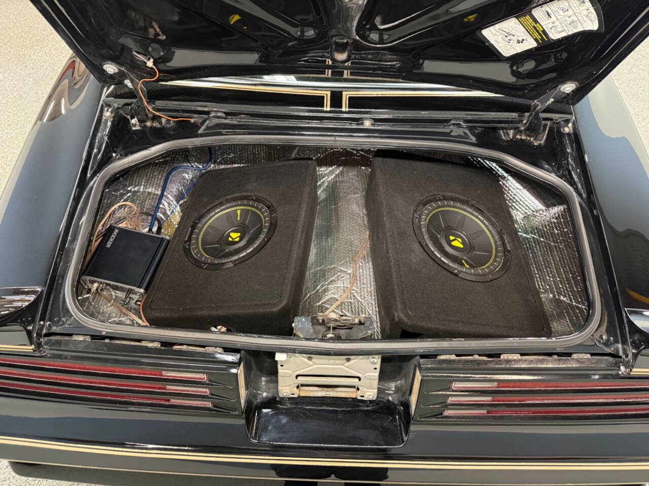 1977 Pontiac Firebird 21