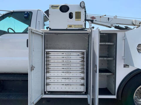 2004 Ford F-650 Super Duty