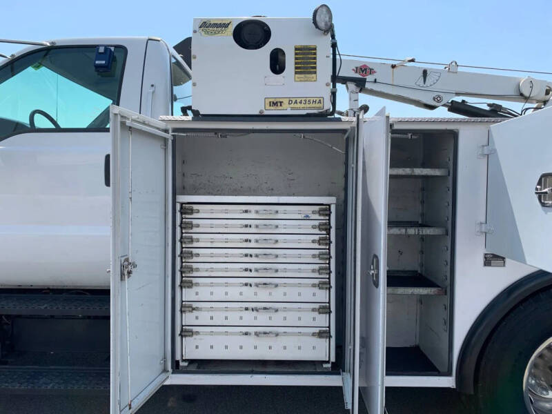 2004 Ford F-650 Super Duty