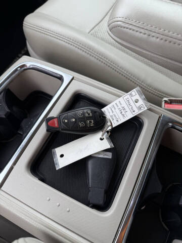 2013 Chrysler Town and Country Touring-L