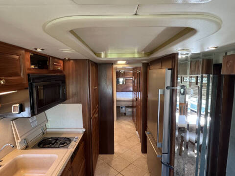 2002 Foretravel GV320 4010