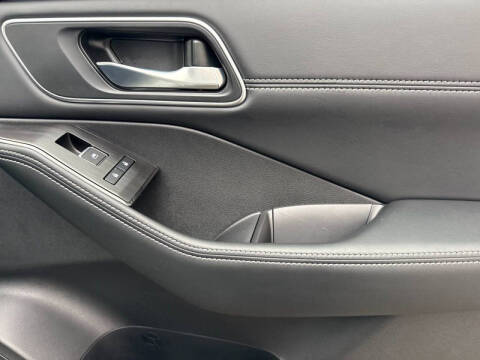 2024 Nissan Rogue Platinum