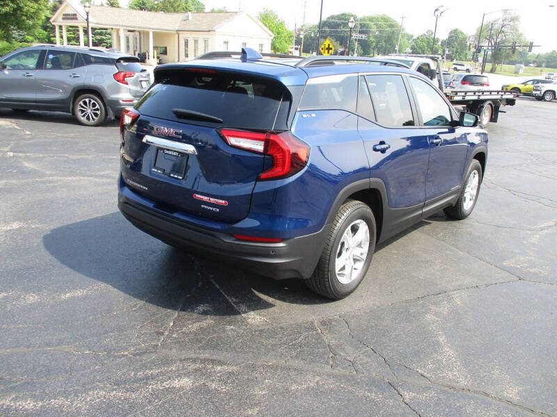 2023 GMC Terrain SLE