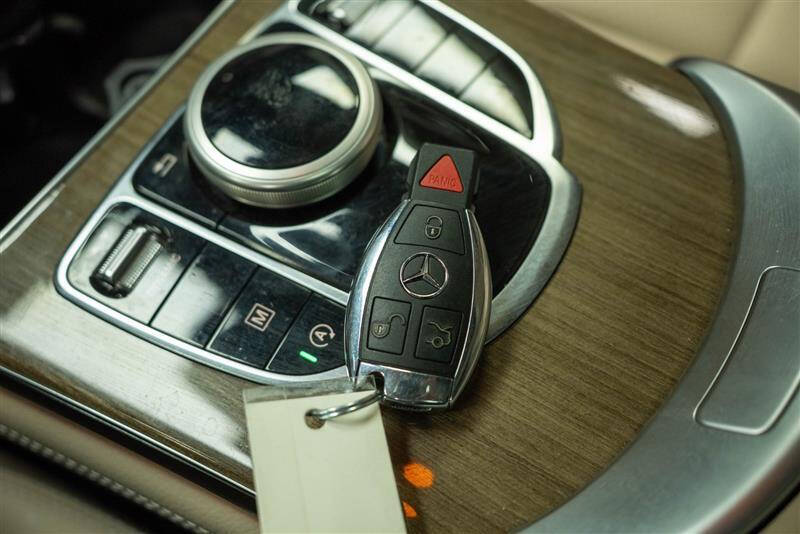 2019 Mercedes-Benz GLC GLC 300 4MATIC