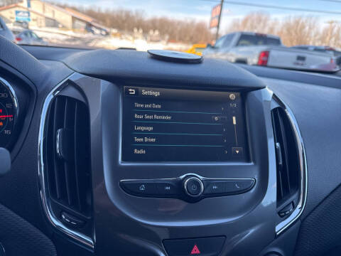 2017 Chevrolet Cruze LT Auto