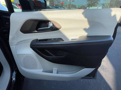 2019 Chrysler Pacifica Touring