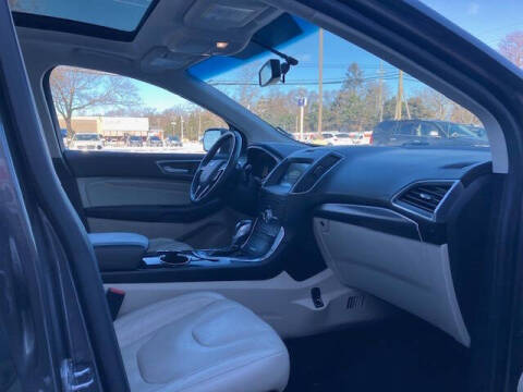 2017 Ford Edge Titanium