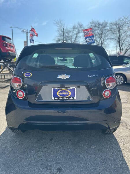 2016 Chevrolet Sonic LT Auto
