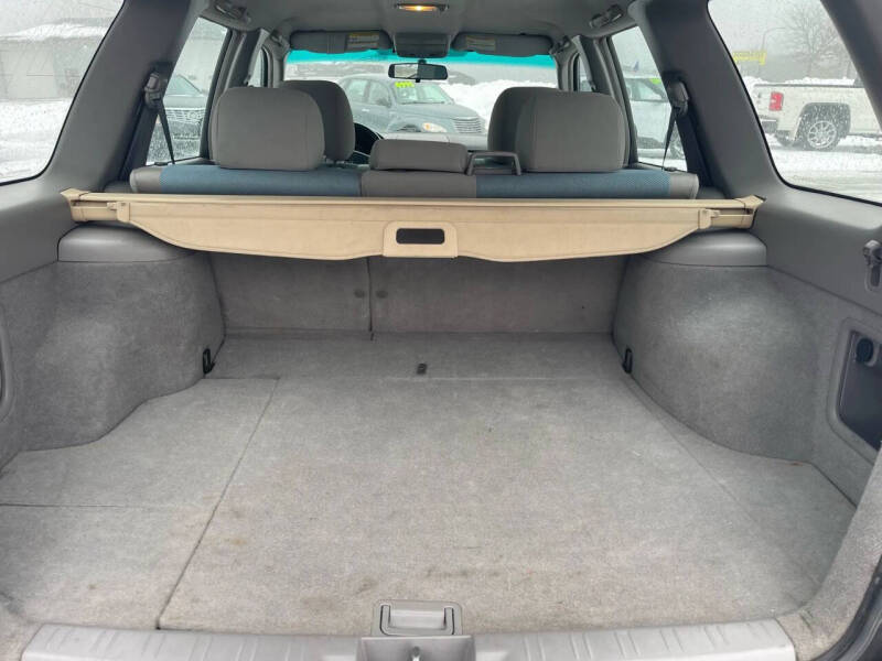 2005 Subaru Forester X