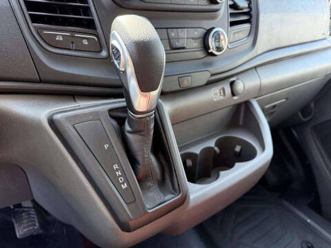2025 Ford Transit