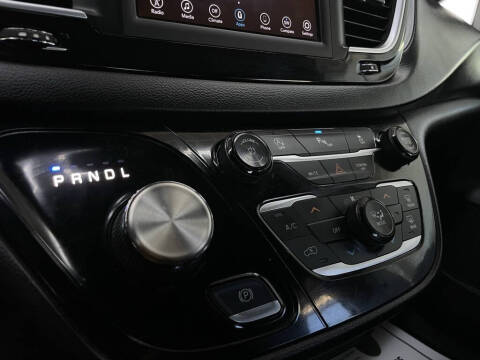 2018 Chrysler Pacifica Touring Plus