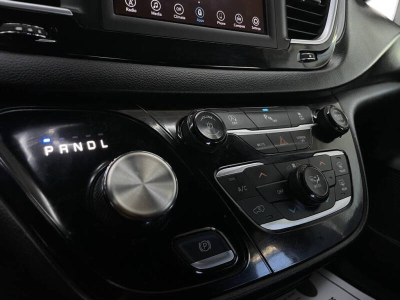 2018 Chrysler Pacifica Touring Plus