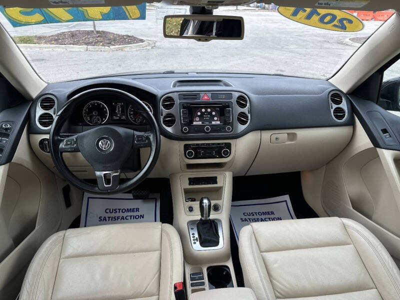 2011 Volkswagen Tiguan SEL 4Motion