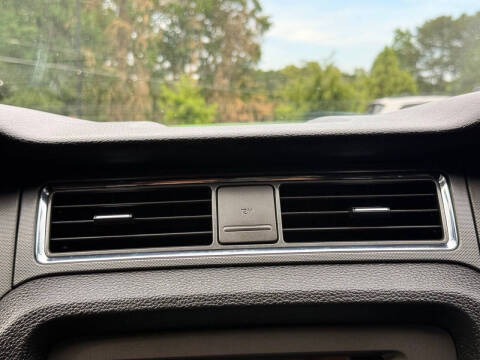 2013 Ford Mustang V6