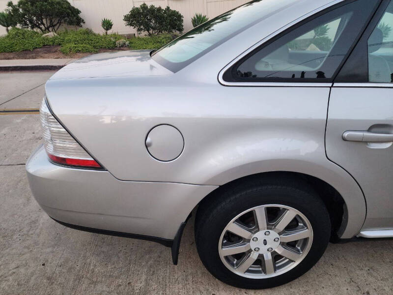 2008 Ford Taurus SEL