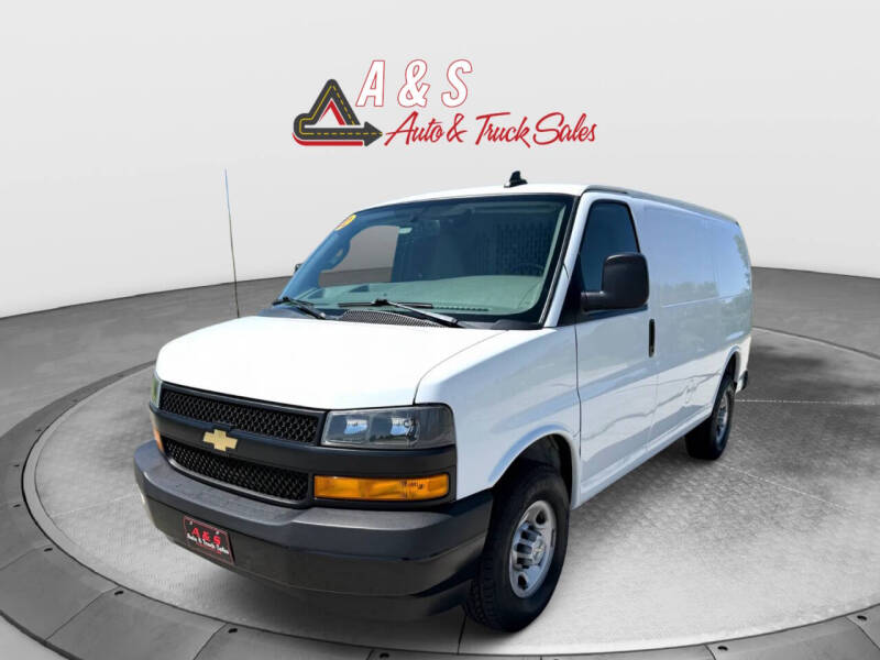 2022 Chevrolet Express 2500