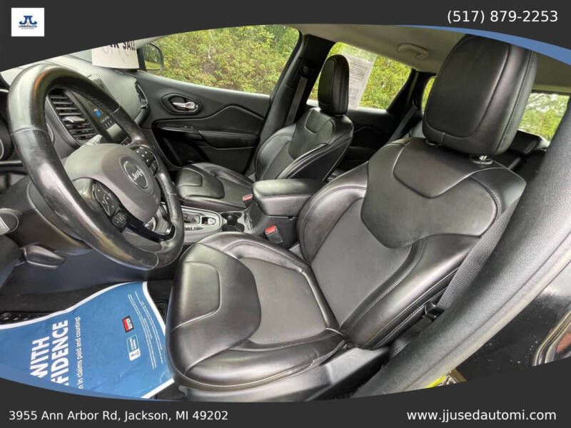 2020 Jeep Cherokee Altitude