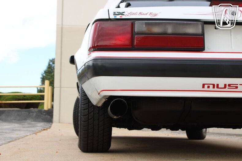 1990 Ford Mustang