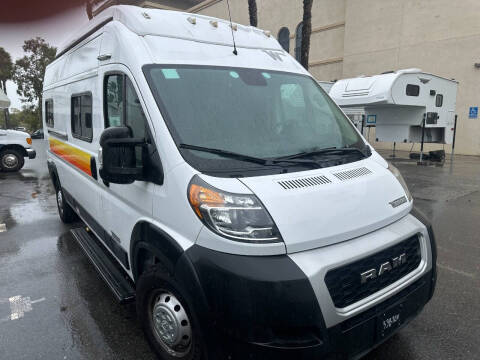2023 Winnebago Solis