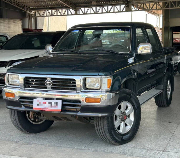 2000 Toyota Hilux