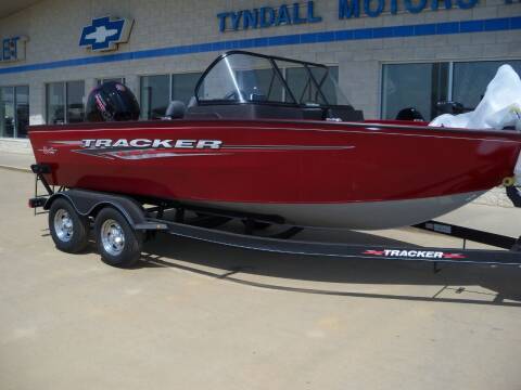 2023 Tracker PRO GUIDE 175 WT for sale at Tyndall Motors in Tyndall SD