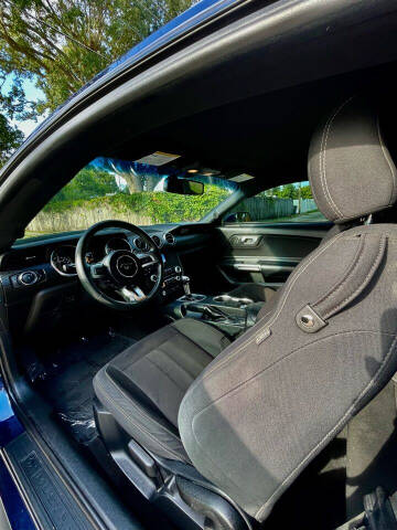 2020 Ford Mustang EcoBoost