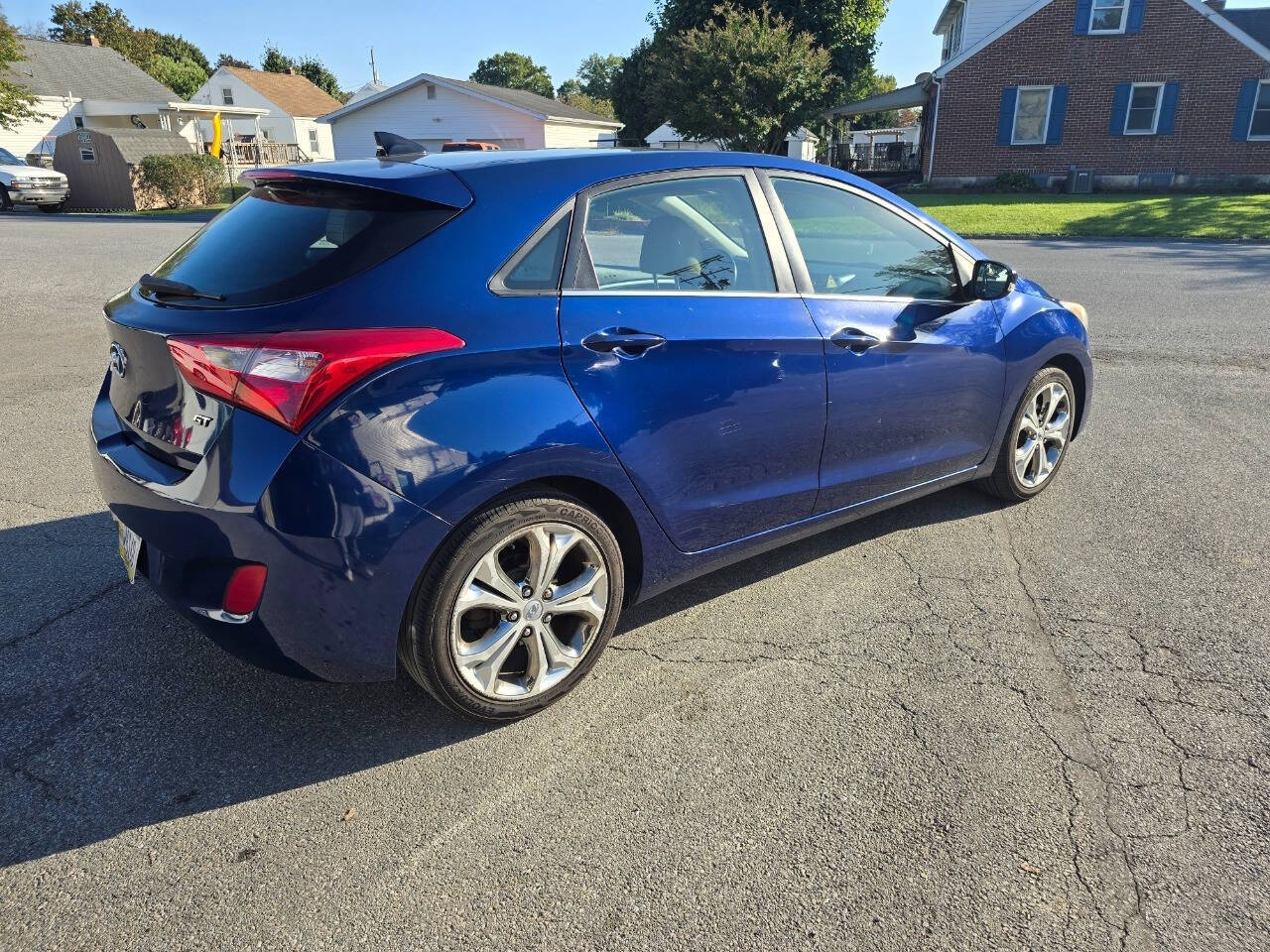 2013 Hyundai ELANTRA GT for sale at QUEENSGATE AUTO SALES in York, PA