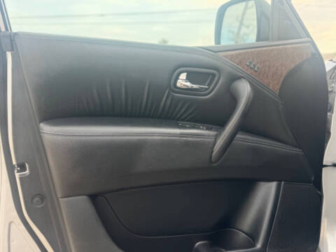 2017 Infiniti QX80 Signature Edition