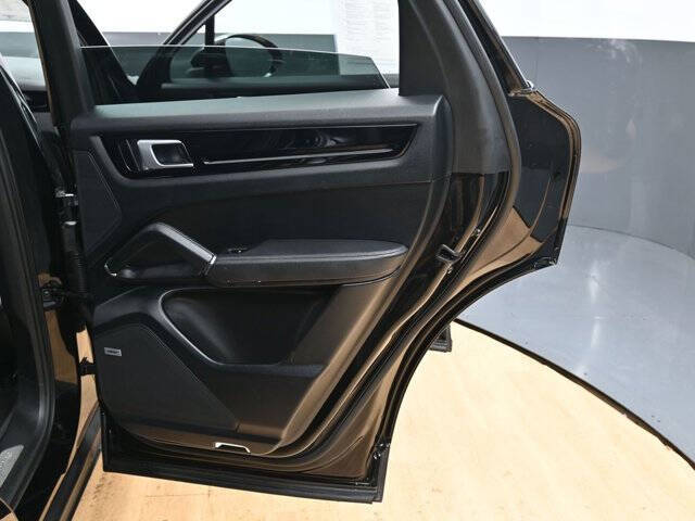 2019 Porsche Cayenne E-Hybrid