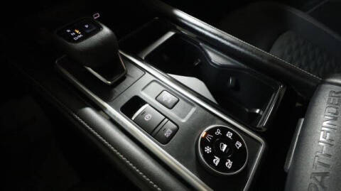 2022 Nissan Pathfinder S