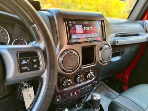 2016 Jeep Wrangler Willys Wheeler